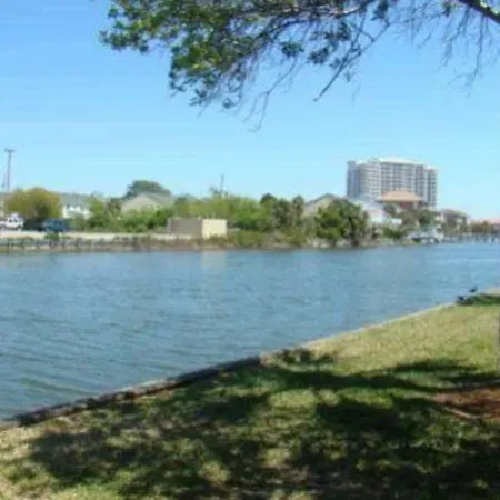 Shoreline Townhome By Holiday Isle